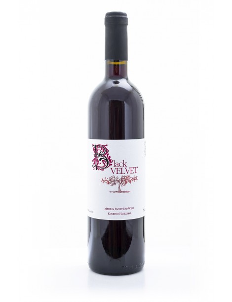 Black Velvet Medium Sweet Red Wine (750 ml)